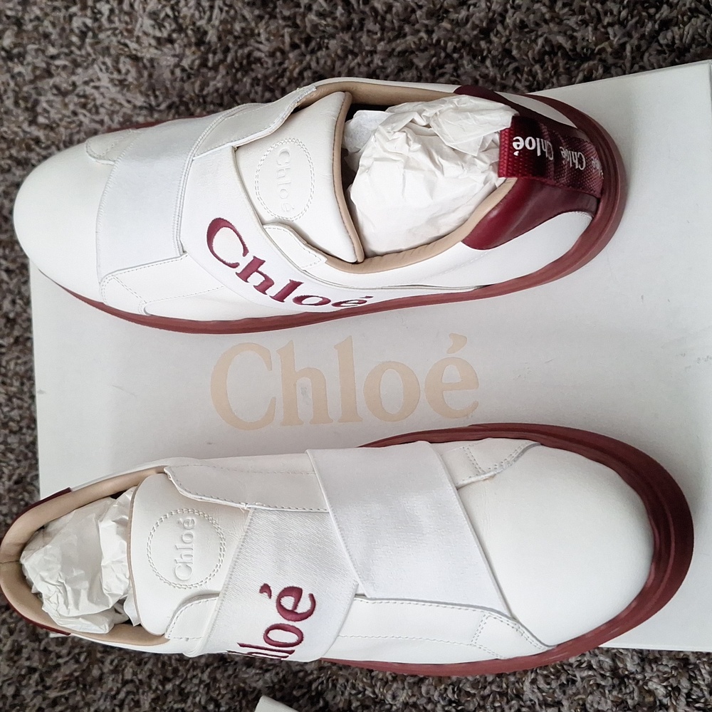 Chloè